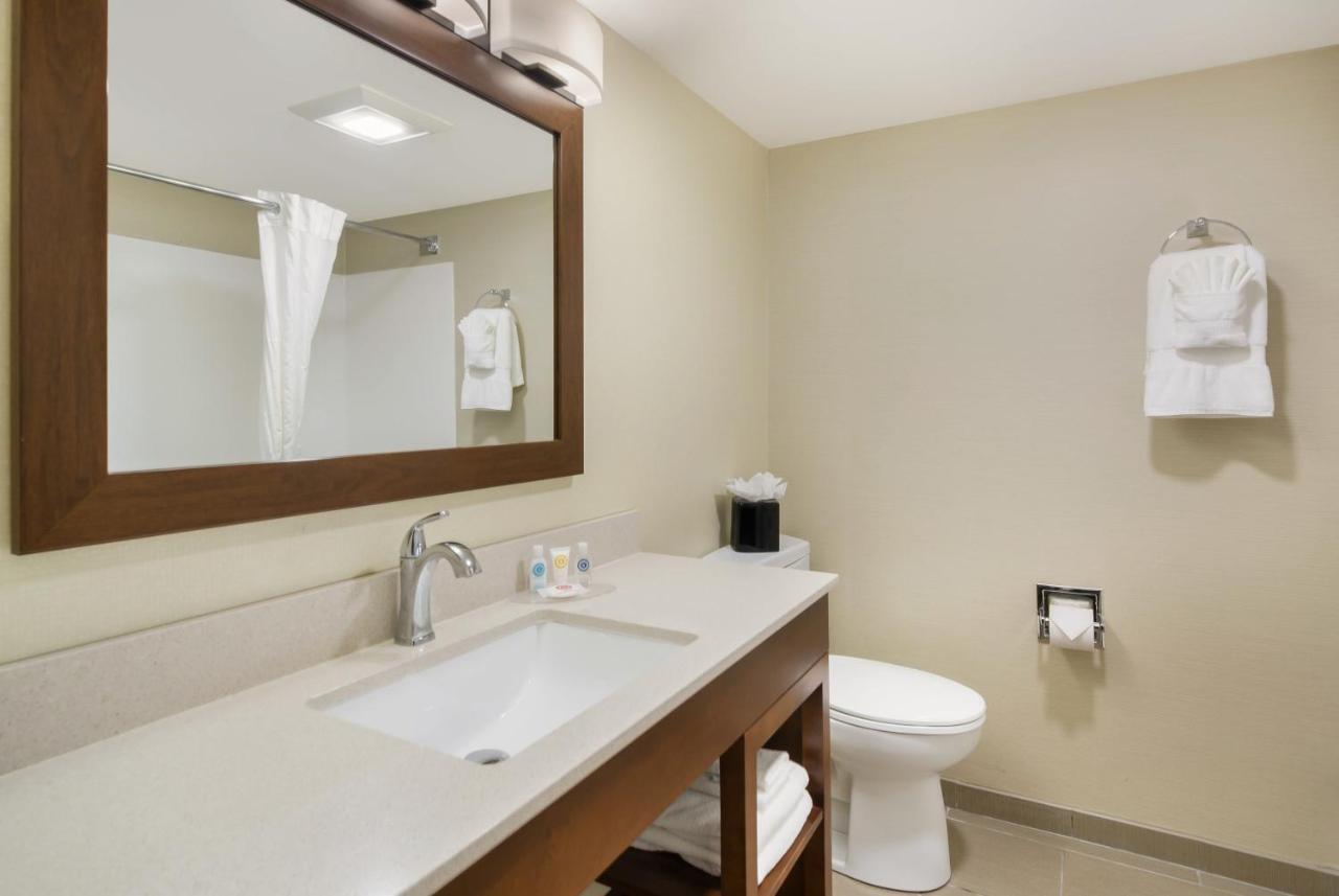 Comfort Inn Virginia Horse Center Lexington Bagian luar foto