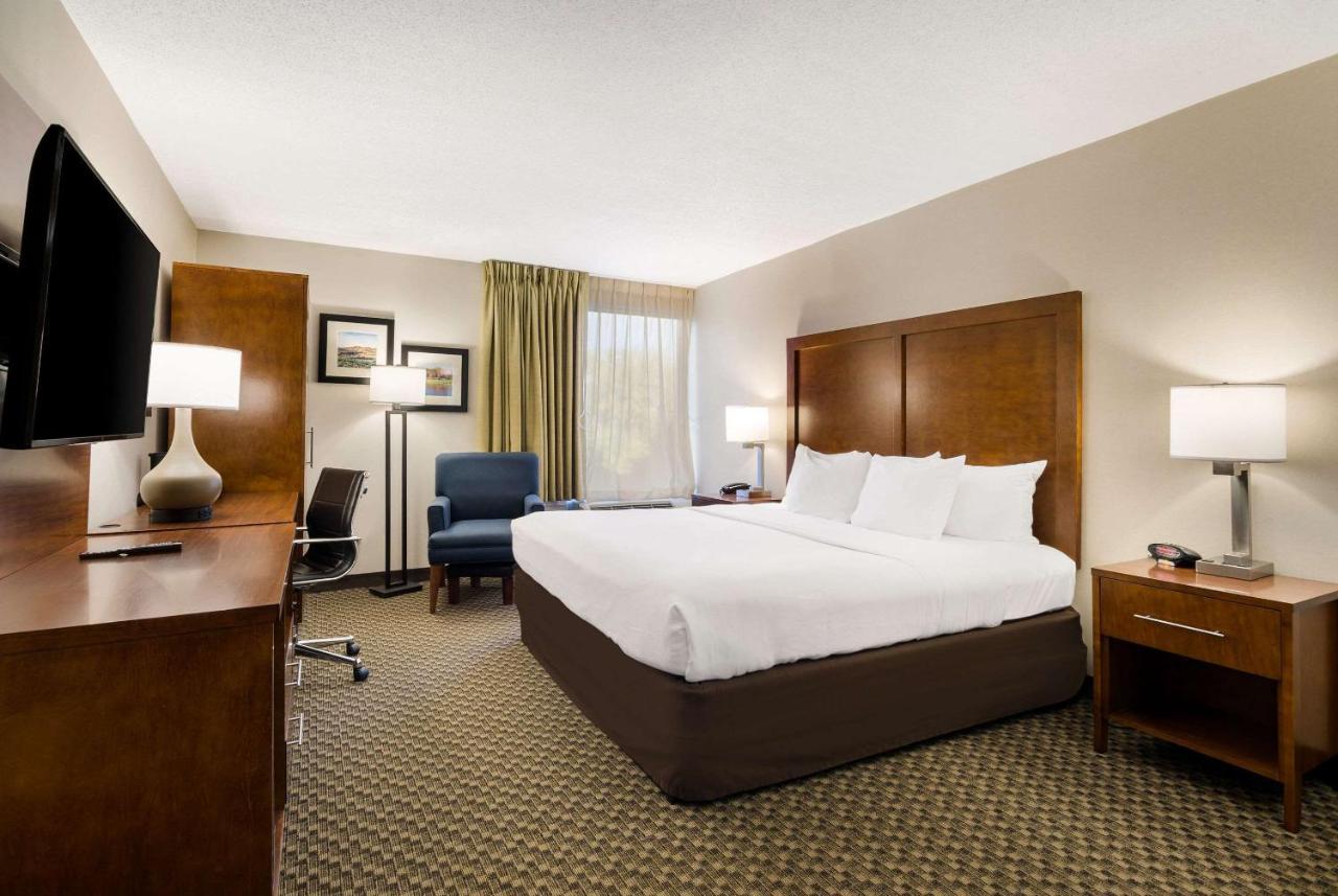 Comfort Inn Virginia Horse Center Lexington Bagian luar foto