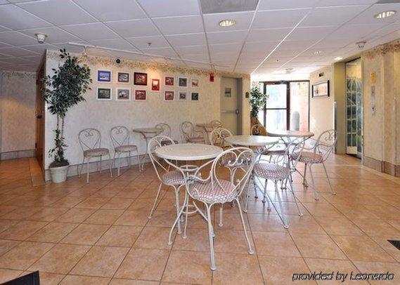 Comfort Inn Virginia Horse Center Lexington Restoran foto